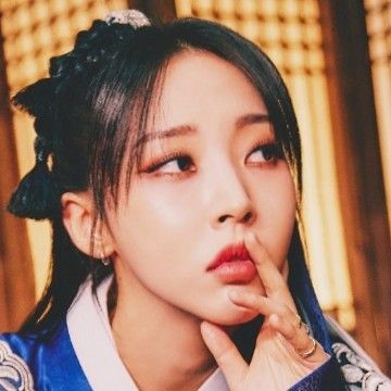 Latest photo of Moonbyul (MAMAMOO)