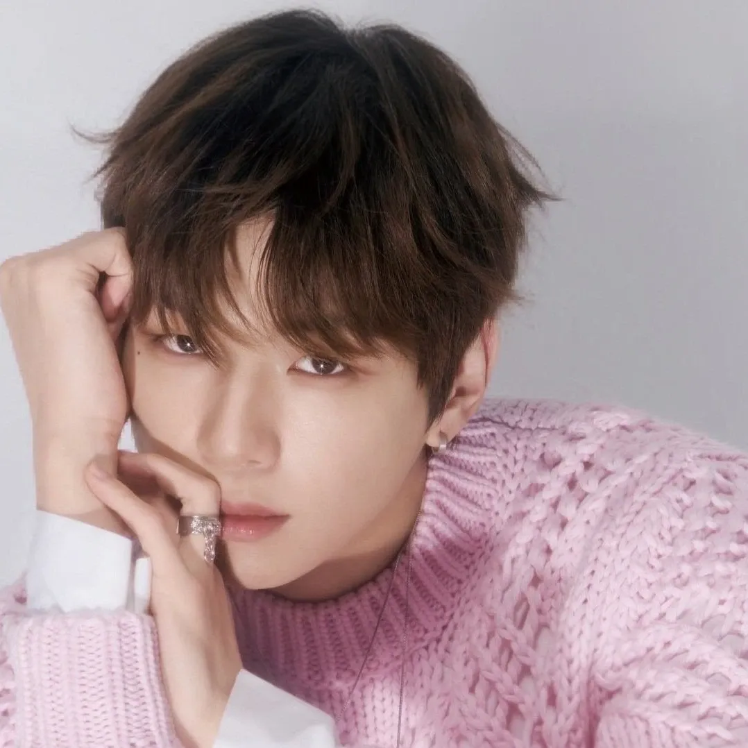 Behind-the-scenes cut of Kang Daniel