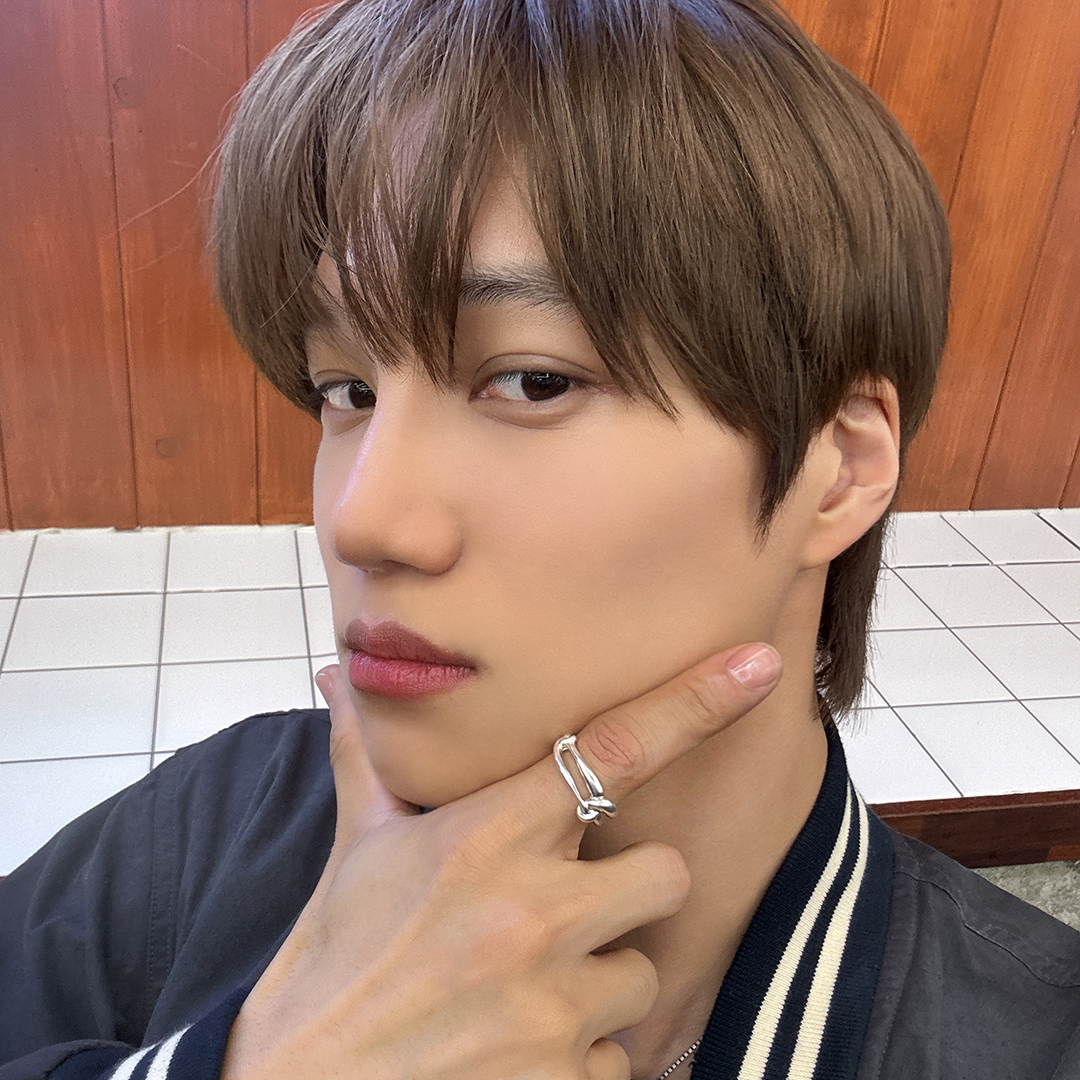 Momen yang diabadikan oleh penggemar Kai (EXO)