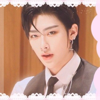 A moment captured by Ricky (ZEROBASEONE)'s fan