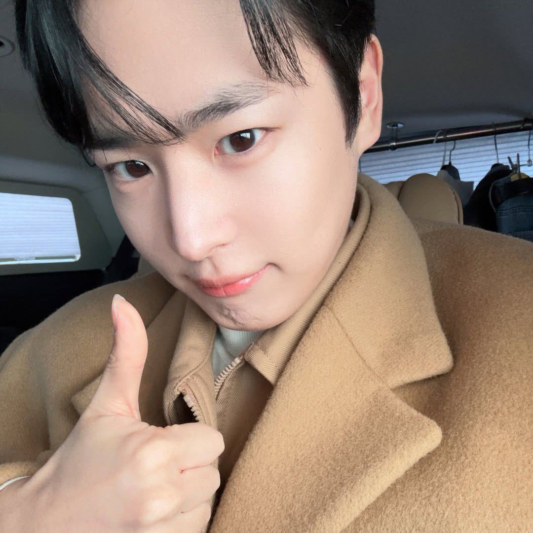 Recent activity shot of Choi Byungchan