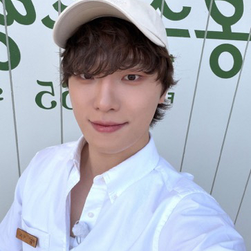 Recent activity shot of Dino (SEVENTEEN)