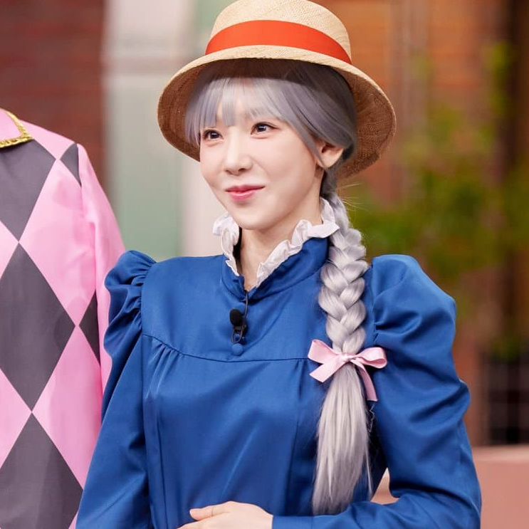 Recent activity shot of Taeyeon (Girls' Generation)