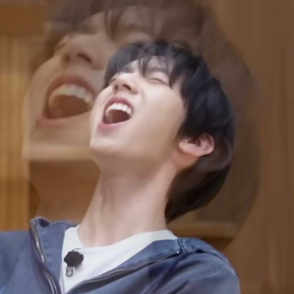 Behind-the-scenes cut of Han Yujin (ZEROBASEONE)