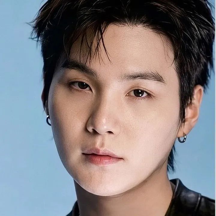 Potret di balik layar SUGA (BTS)