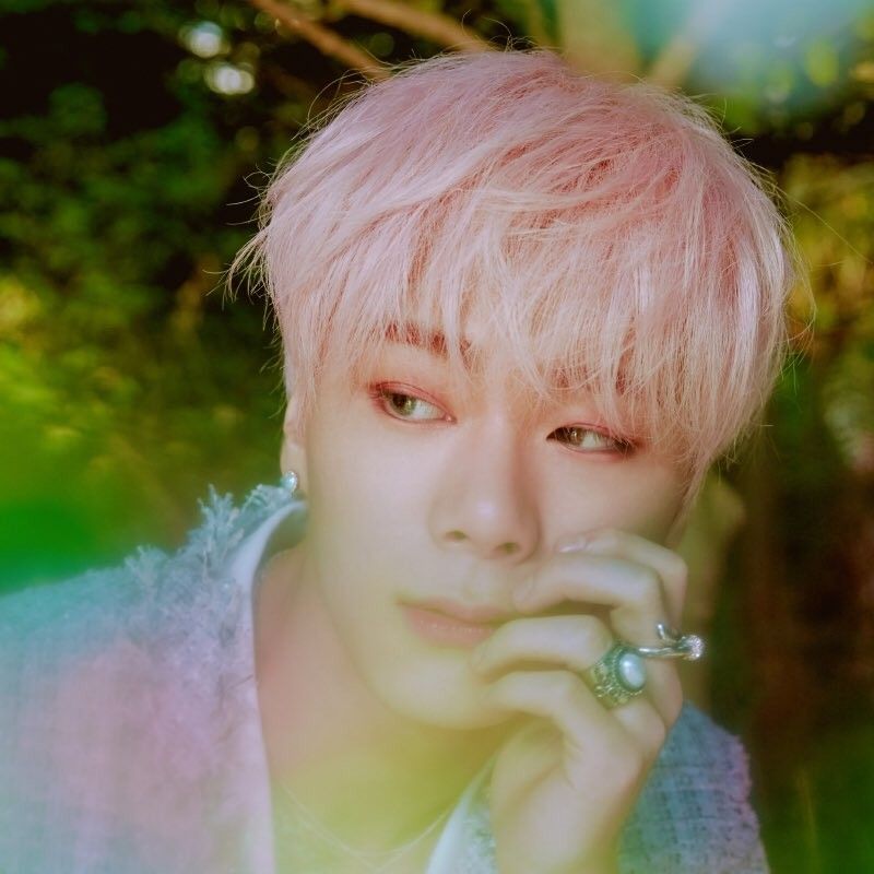 A moment captured by Moonbin (ASTRO)'s fan