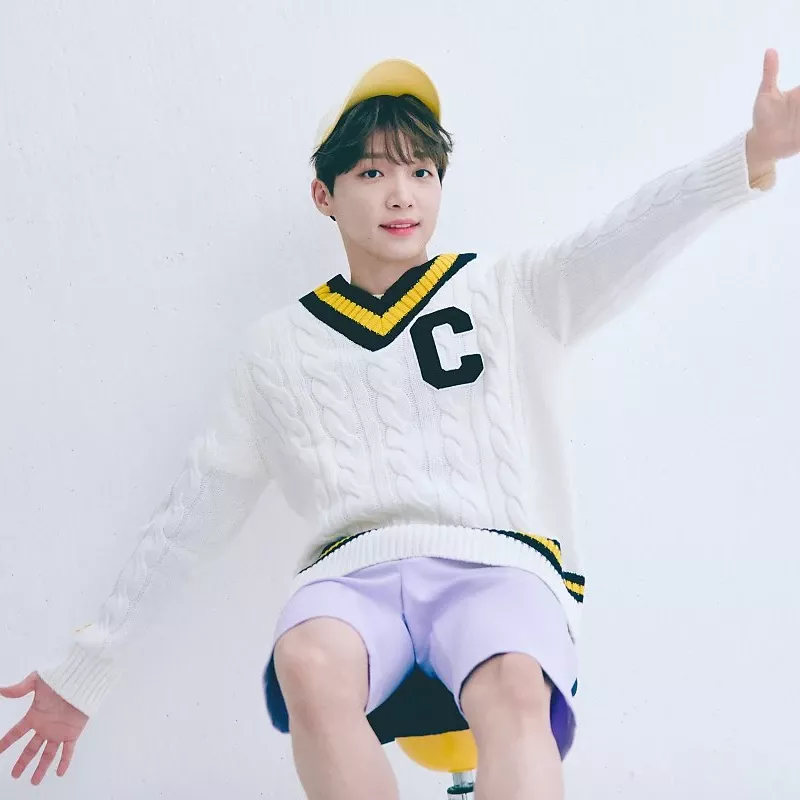 A moment captured by Jeong Sewoon's fan