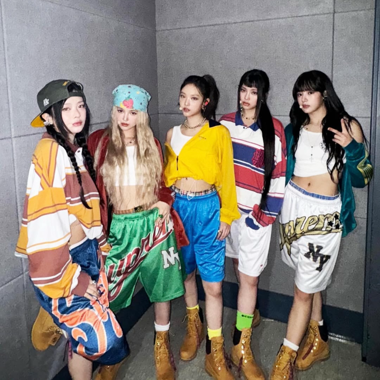 Latest photo of NewJeans