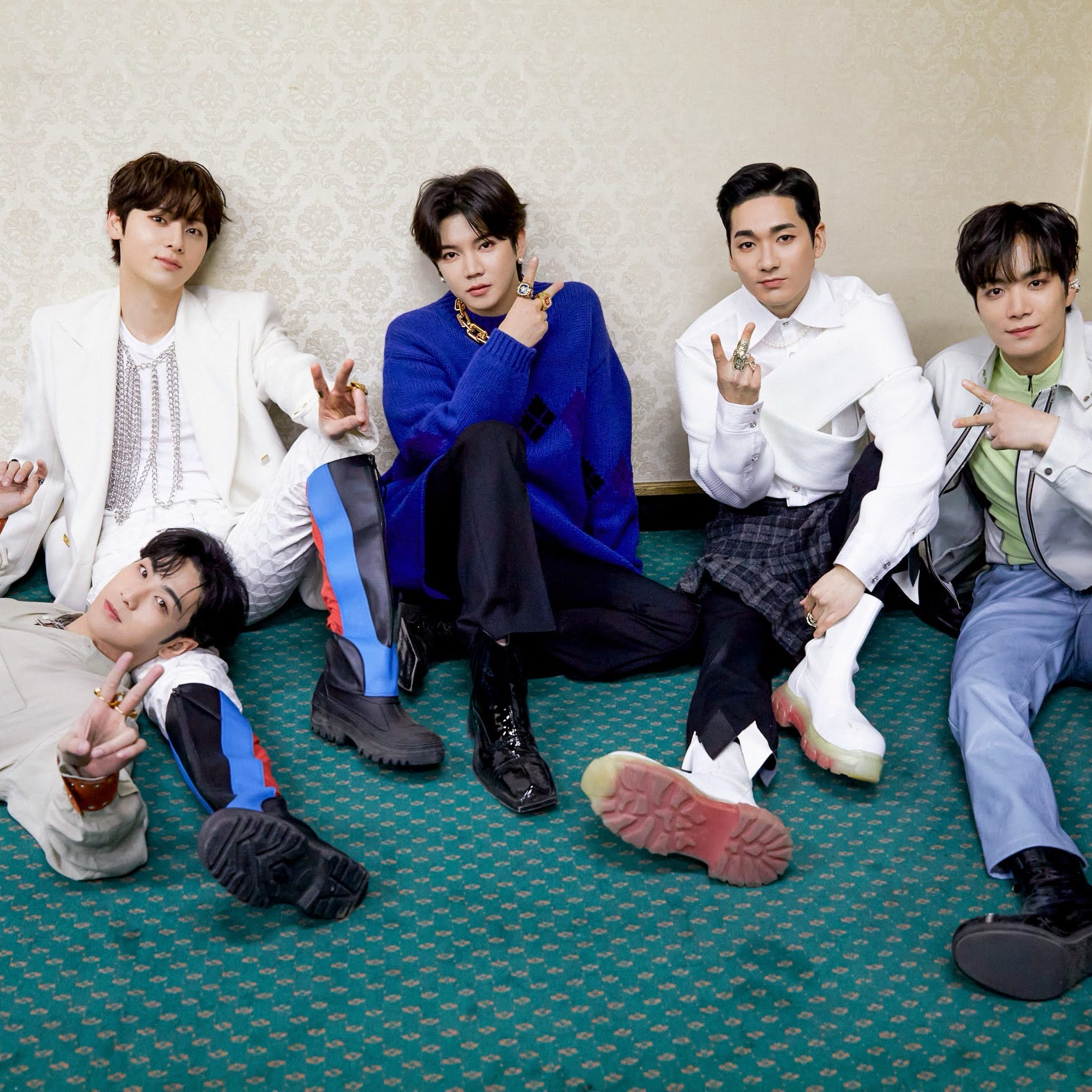 Latest photo of NU'EST
