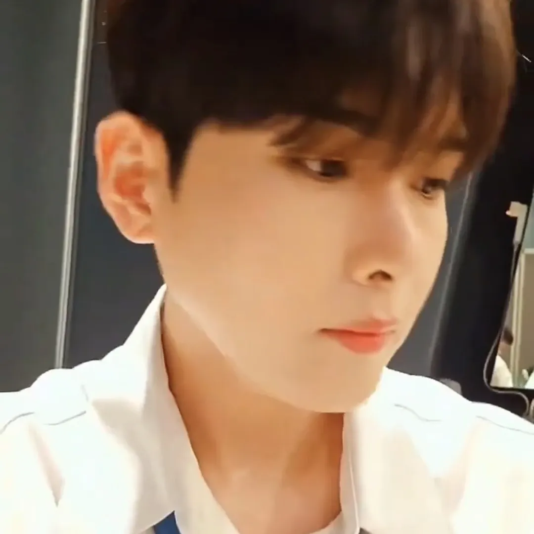 Behind-the-scenes cut of Ryeowook (Super Junior)