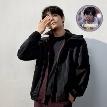 뷔 (방탄소년단) 최근 활동샷