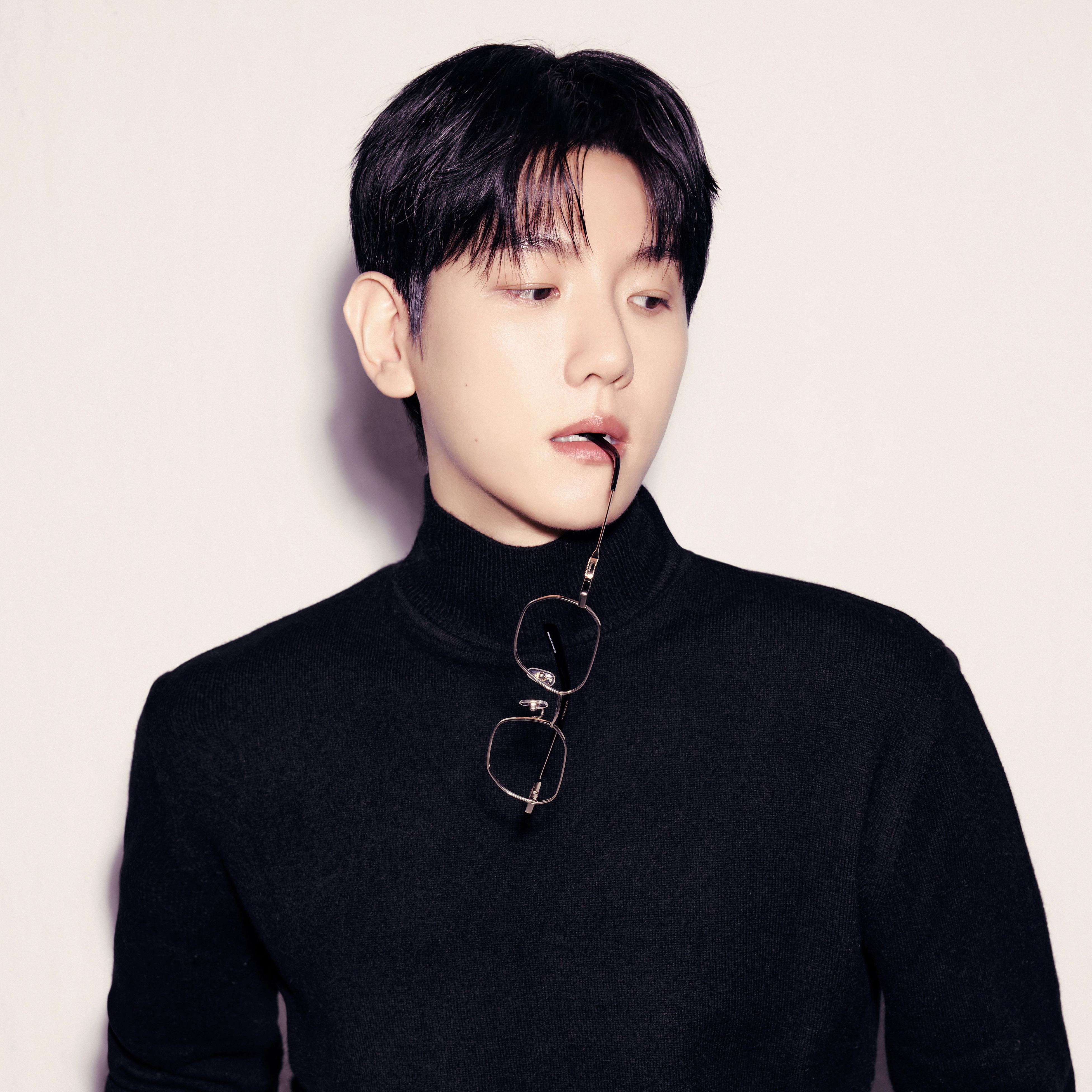 백현 (EXO)의 비하인드 컷