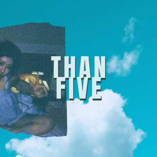 ITZYの舞台裏ショット