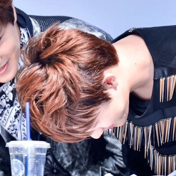 Potret di balik layar D.O. (EXO)