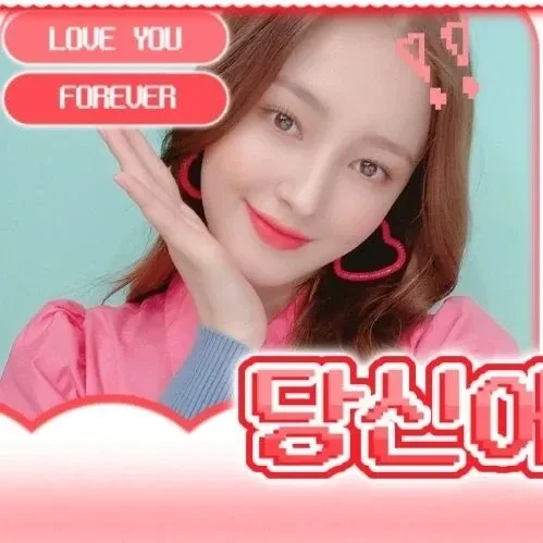 捕捉到Nancy (MOMOLAND)魅力的代表照片