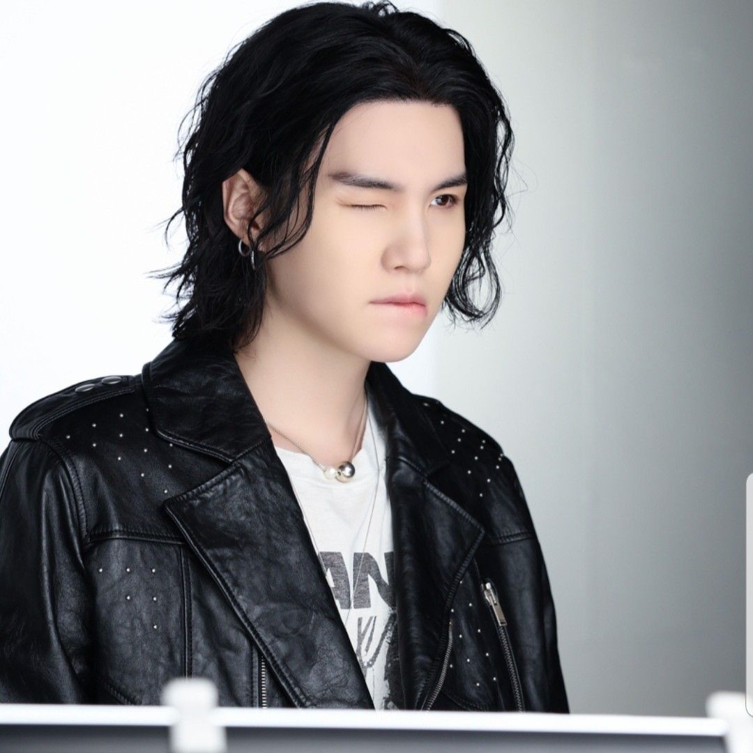 SUGA (BTS)の最新写真