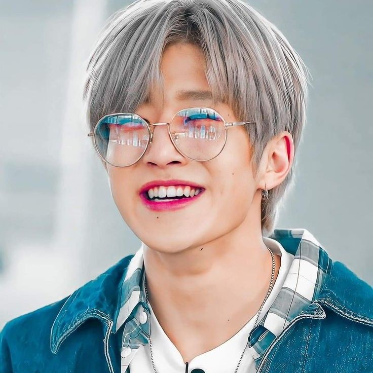 Latest photo of Jinjin (ASTRO)