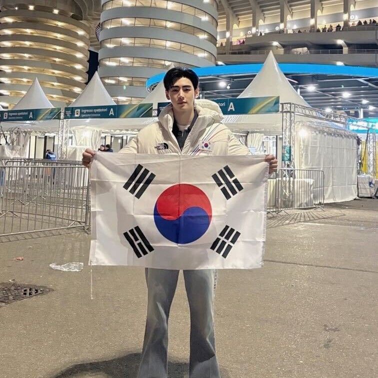 성훈 (ENHYPEN)의 최신 사진