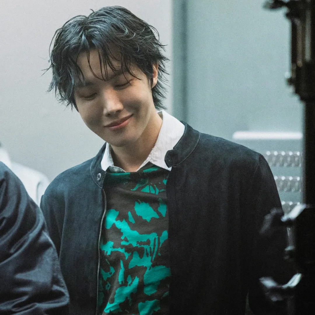 J-hope (防弹少年团)的最新照片