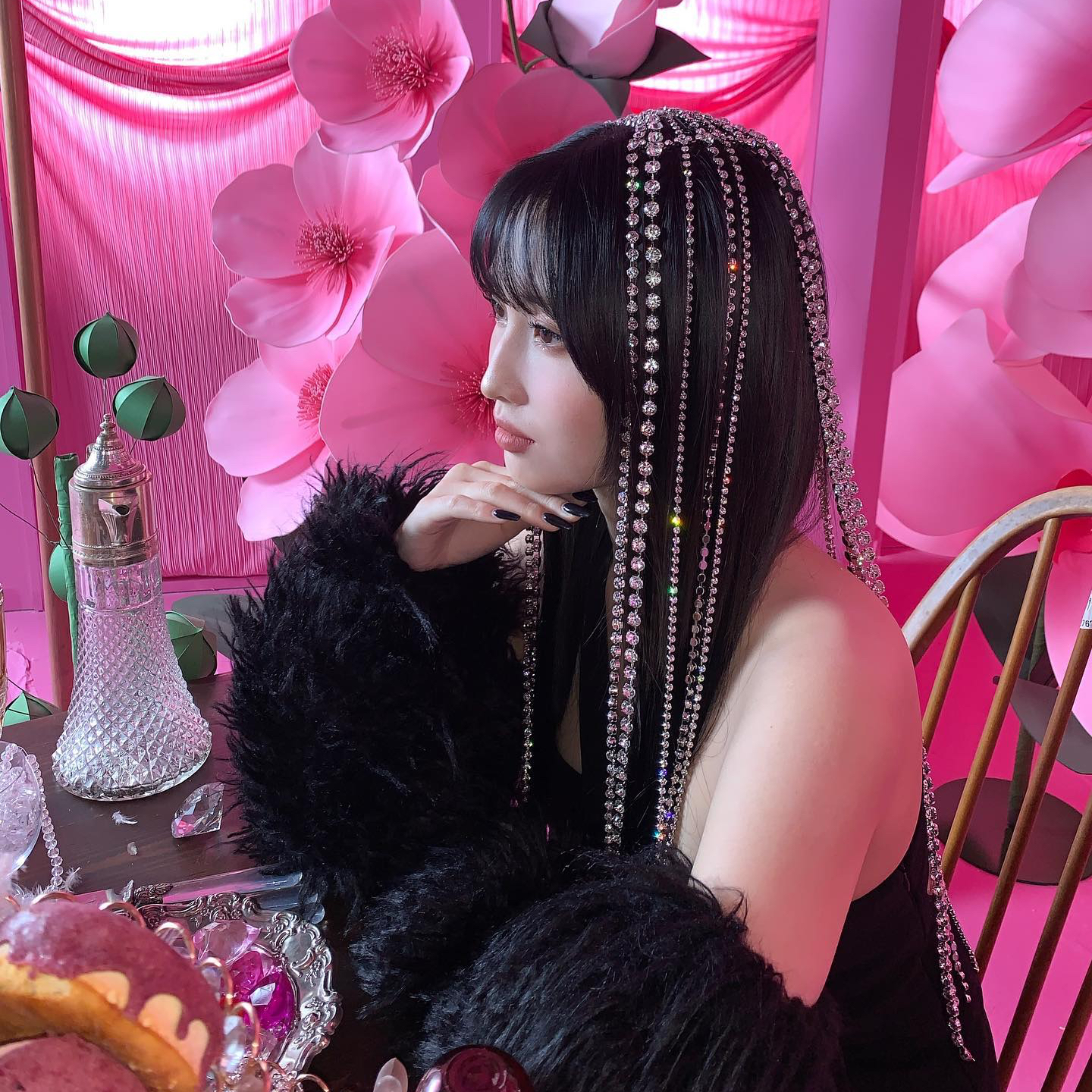 모모 (TWICE)의 최신 사진