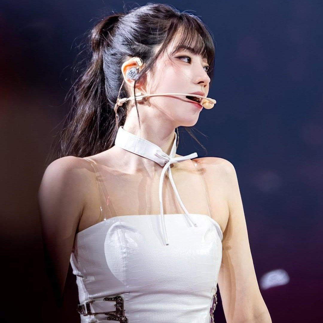 A moment captured by Dahyun (TWICE)'s fan