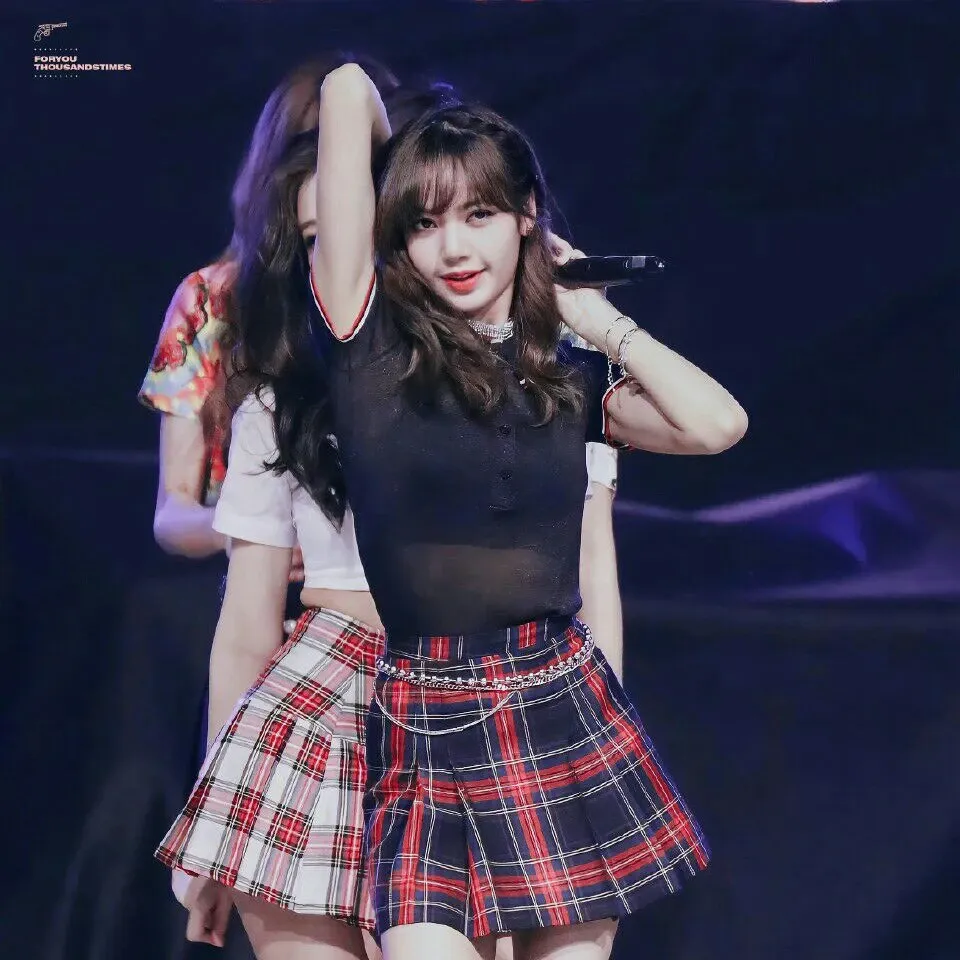 Potret di balik layar Lisa (BLACKPINK)