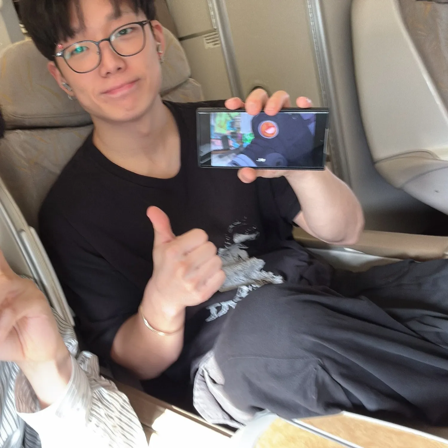 A moment captured by BOBBY (iKON)'s fan