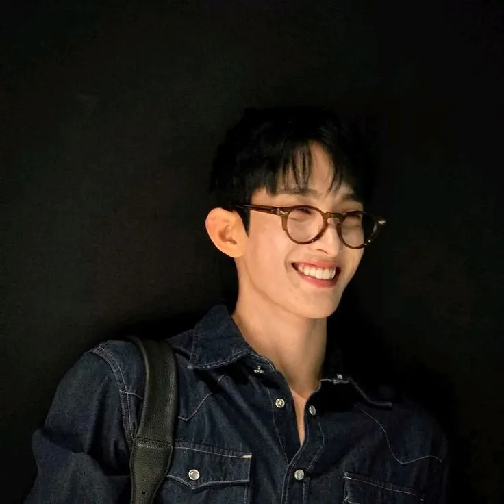 A moment captured by DK (SEVENTEEN)'s fan