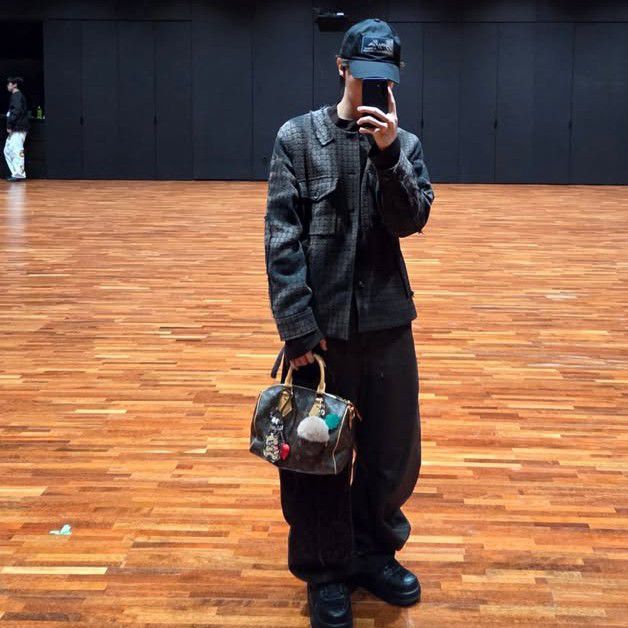 Potret di balik layar j-hope (BTS)