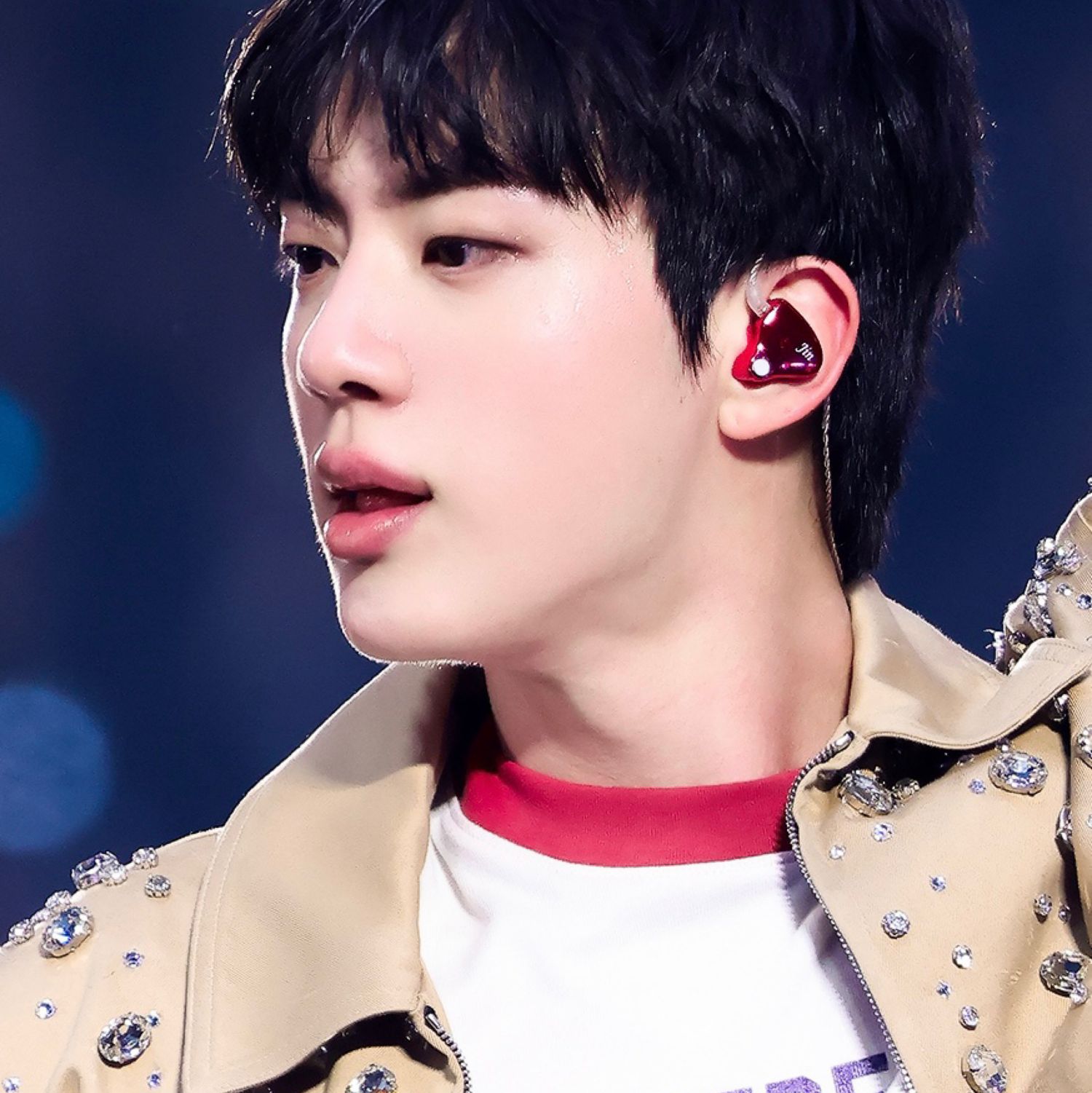 진 (방탄소년단) 최근 활동샷