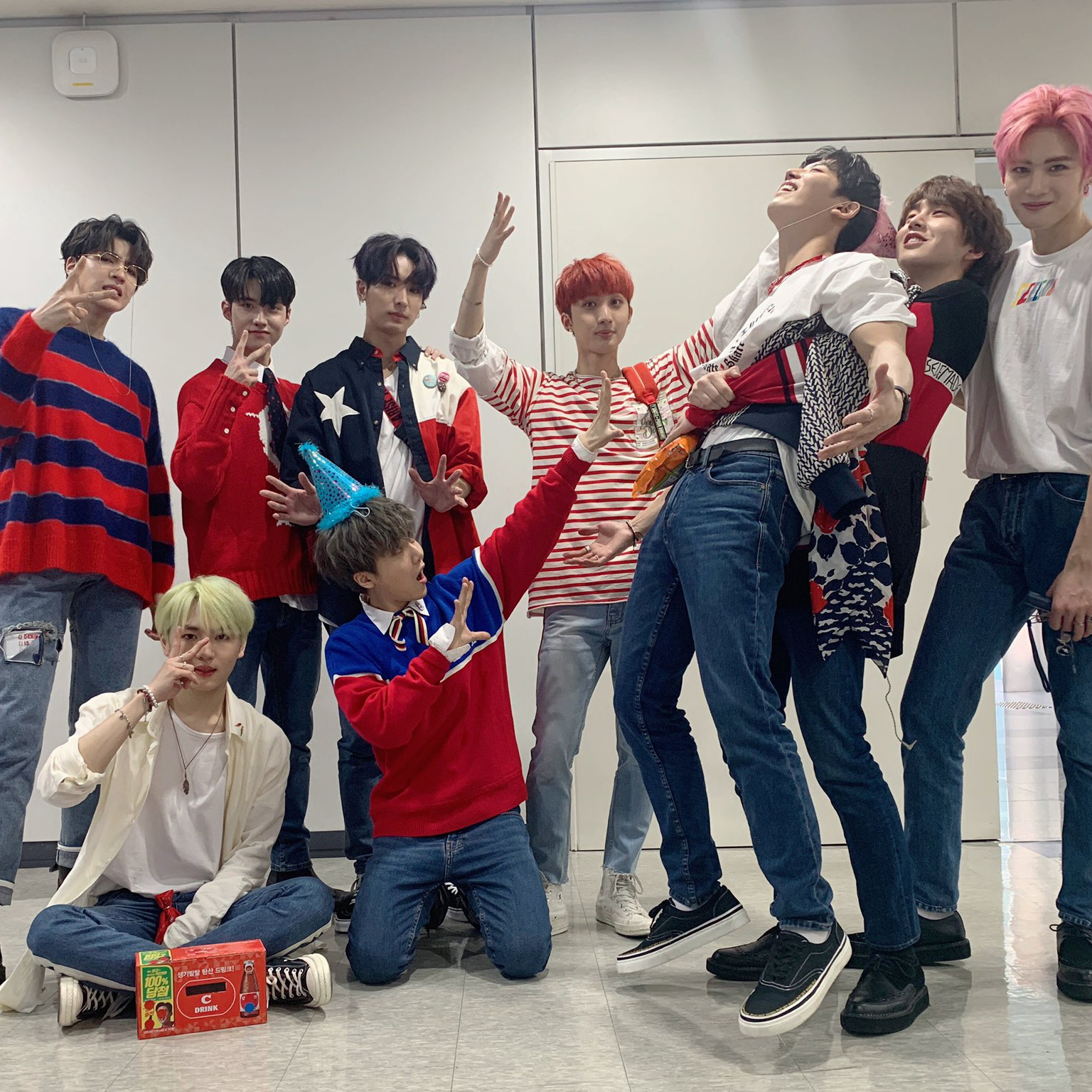 Behind-the-scenes cut of PENTAGON