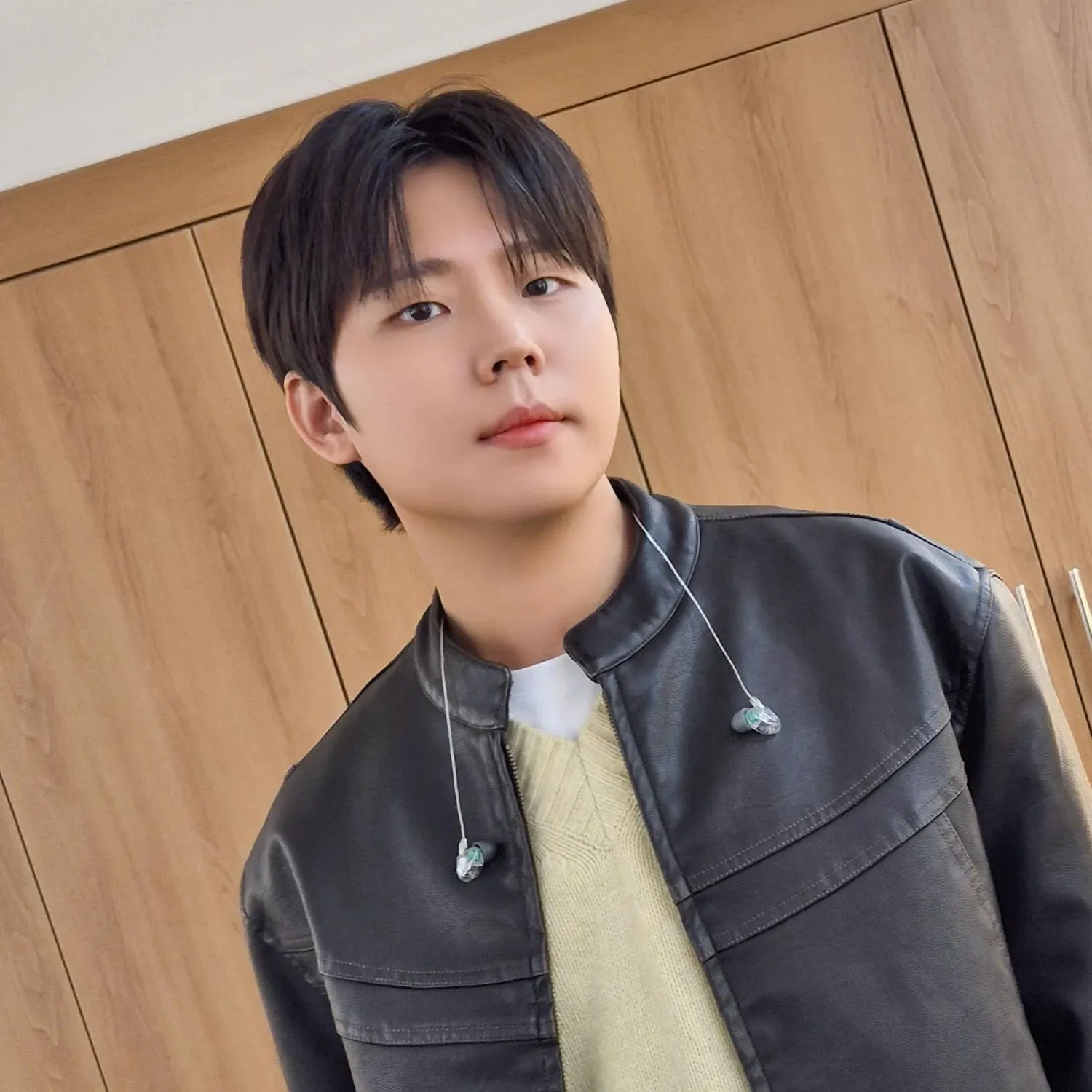 Recent activity shot of Jung Seunghwan