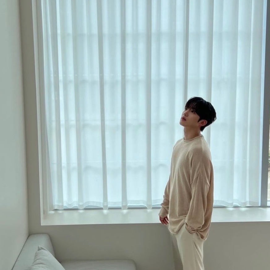 Recent activity shot of Kim Yohan (WEi)