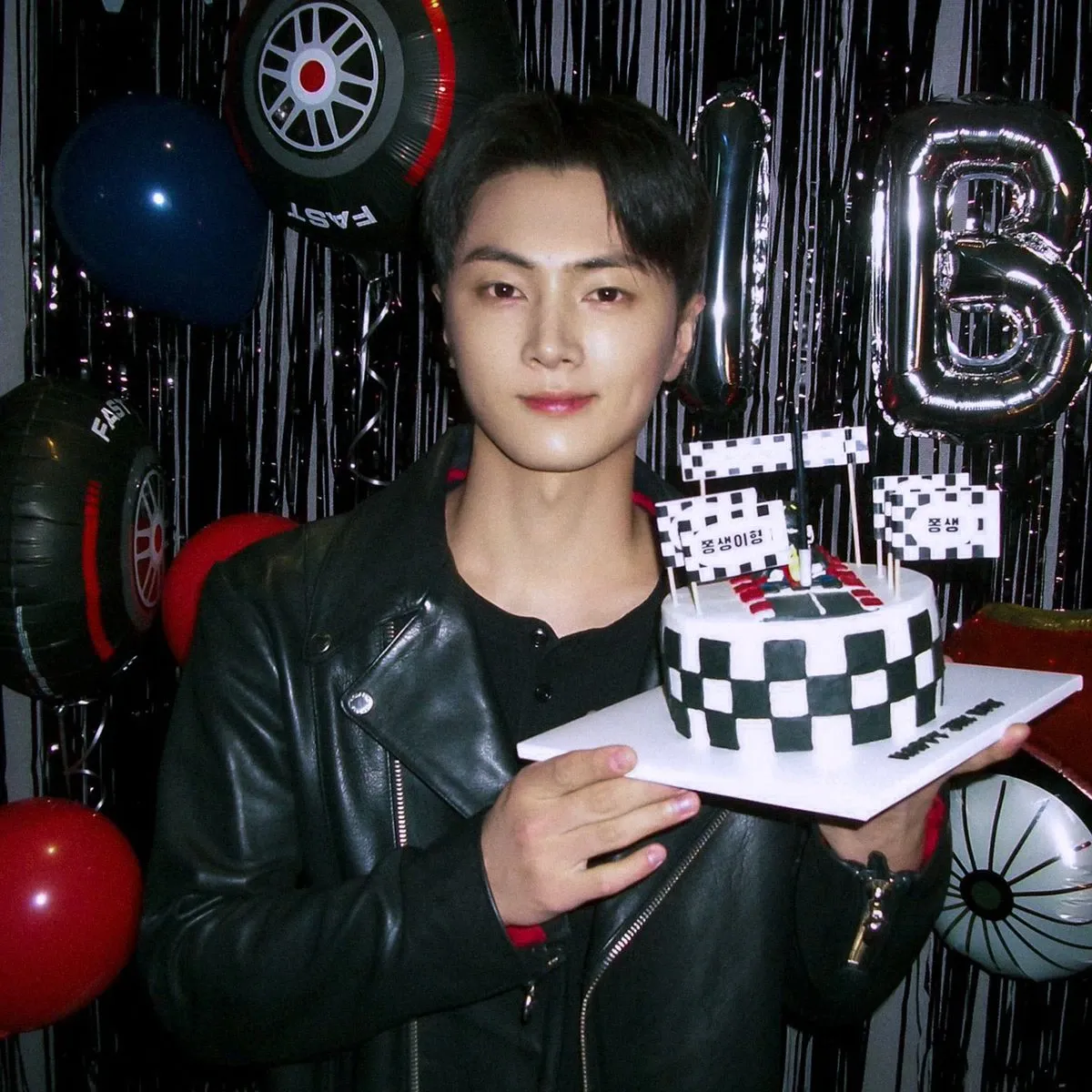 Foto aktivitas terbaru ENHYPEN