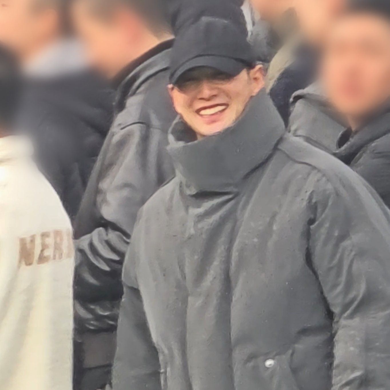 백호의 비하인드 컷