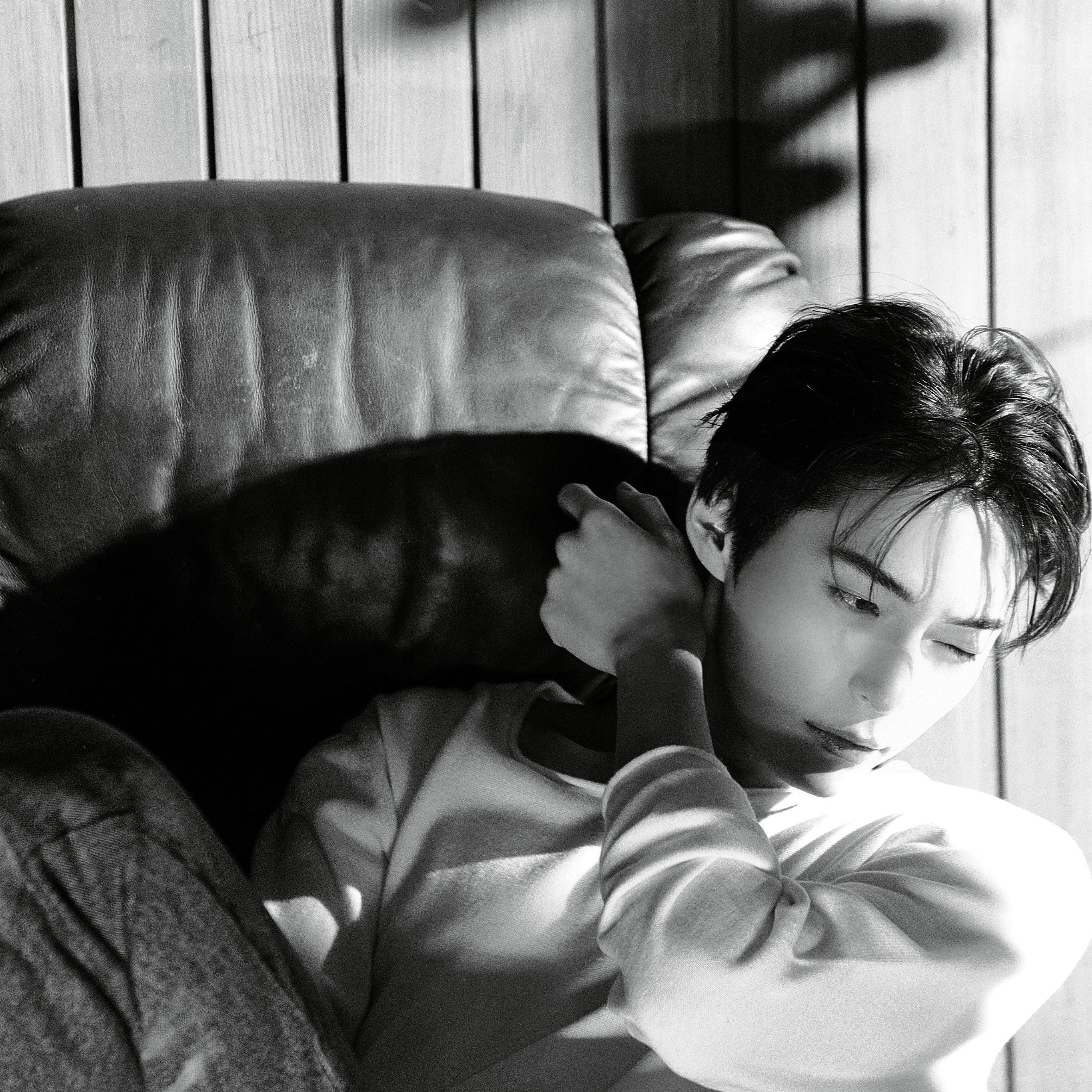 A moment captured by Sung Hanbin (ZEROBASEONE)'s fan