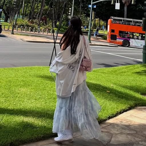 Julie (KISS OF LIFE)粉絲拍下的瞬間