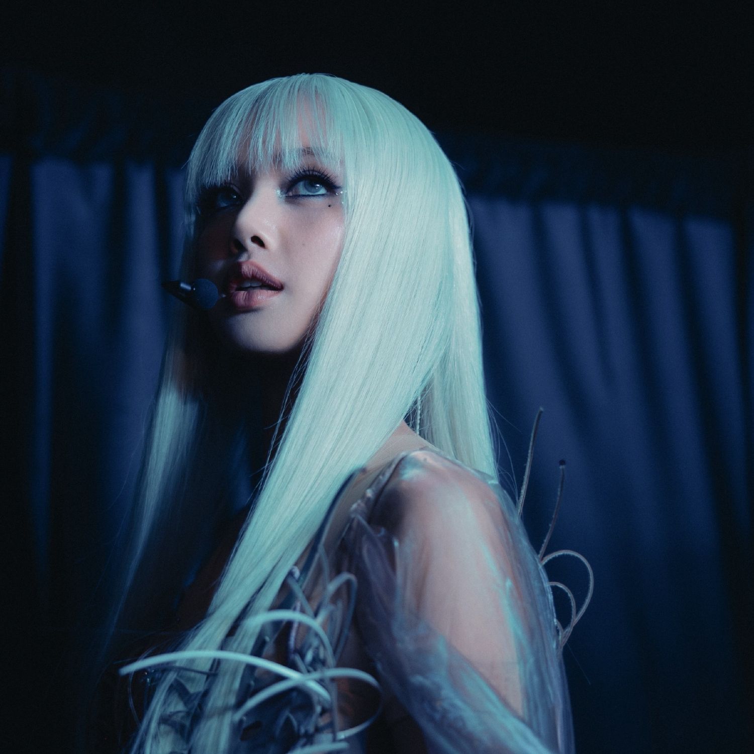 Foto aktivitas terbaru Lisa (BLACKPINK)