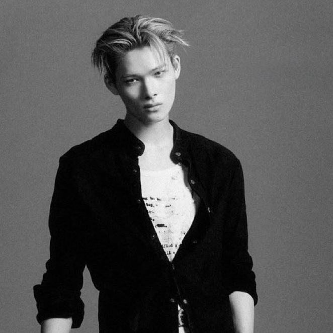 Latest photo of NI-KI (ENHYPEN)