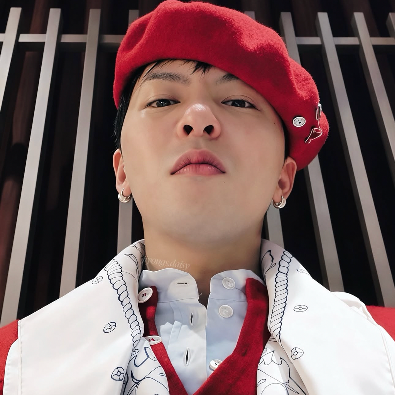 Behind-the-scenes cut of G-DRAGON (BIGBANG)