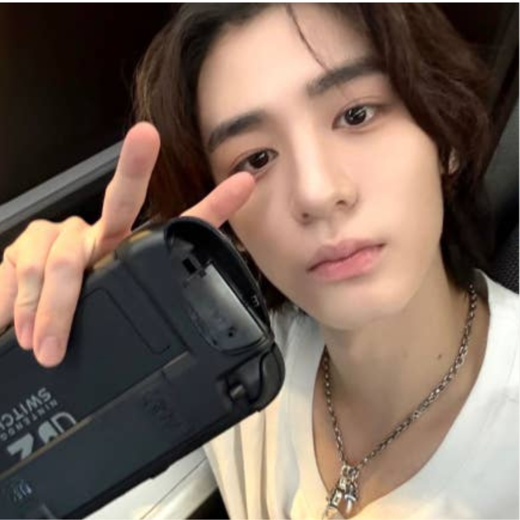 Behind-the-scenes cut of Myeong Jaehyun (BOYNEXTDOOR)