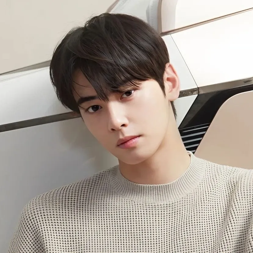 Recent activity shot of Eunwoo (ASTRO)
