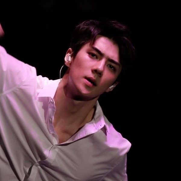 世勳 (EXO)的最新照片