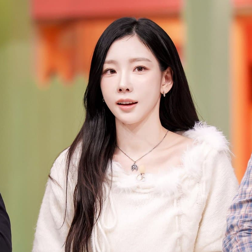 Latest photo of Taeyeon (Girls' Generation)