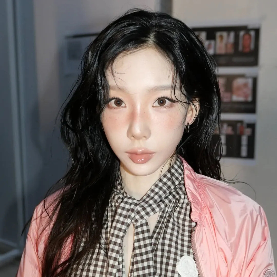 Momen yang diabadikan oleh penggemar Taeyeon (Girls' Generation)