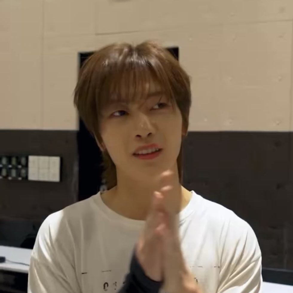 석매튜 (제로베이스원)의 비하인드 컷