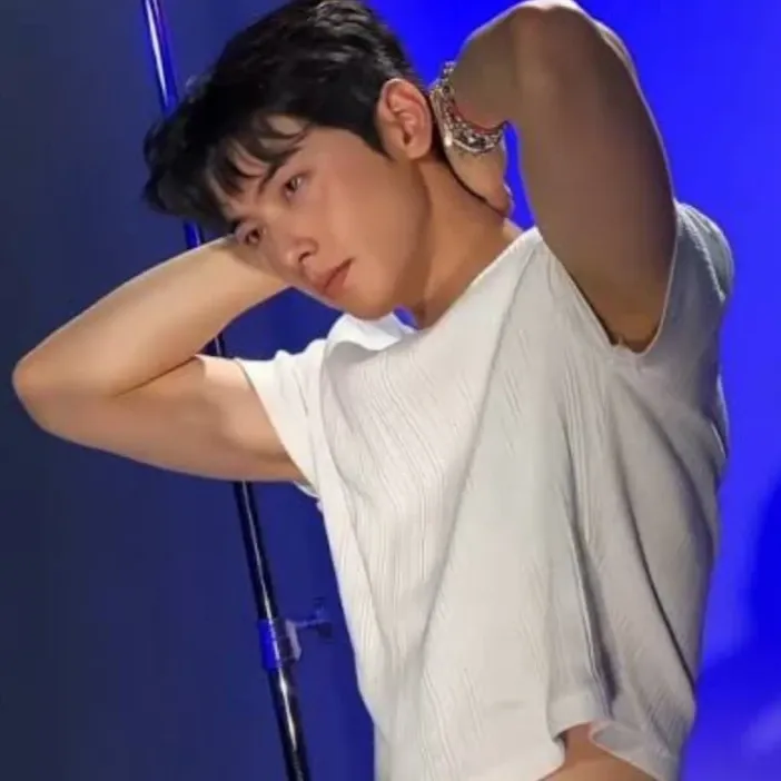 A moment captured by Eunwoo (ASTRO)'s fan