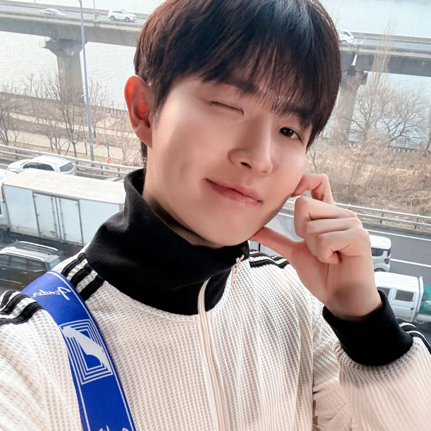 金在奐粉絲拍下的瞬間