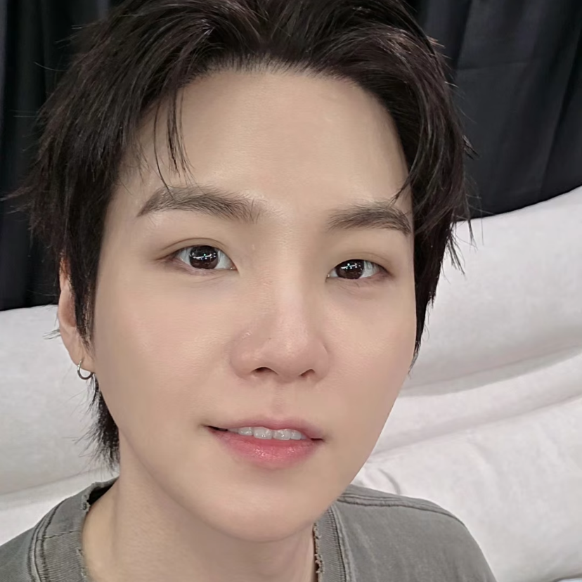 SUGA (防彈少年團)的幕後花絮
