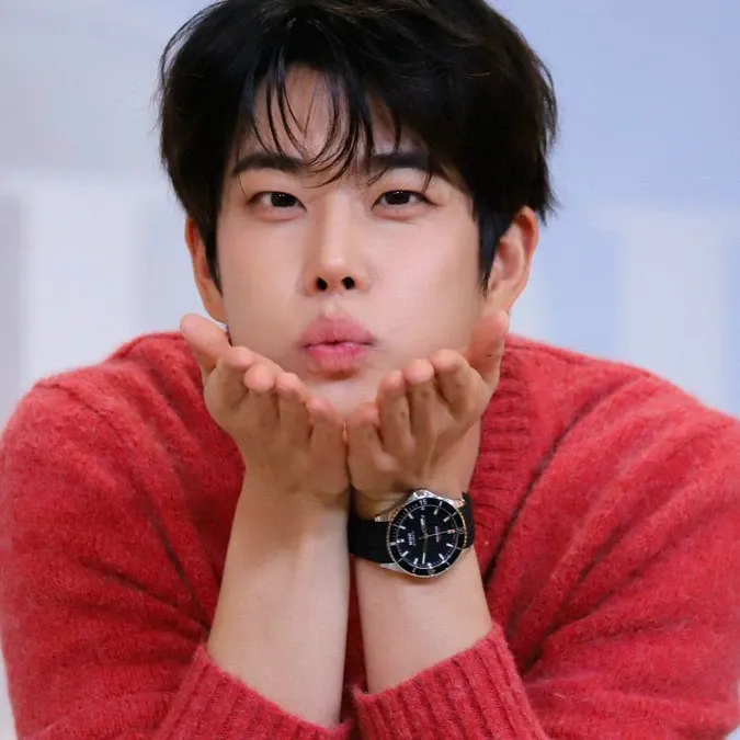 Latest photo of MJ (ASTRO)